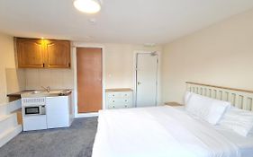 Grace Apartments - Living Rock